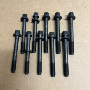 Head-Bolt-set-mitsubishi psi 2.4